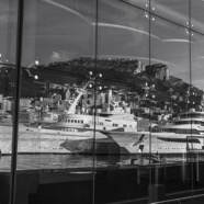 9364 Porto di Monaco riflesso dal molo 96dpi.jpg