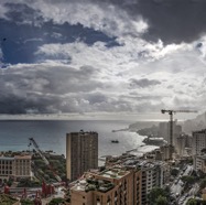 7104-7110 Panoramica Monaco con la pioggia 96dpi.jpg