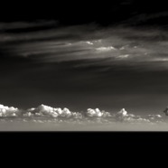 6477 Nuvole all'orizzonte b&w fine art caldo.jpg